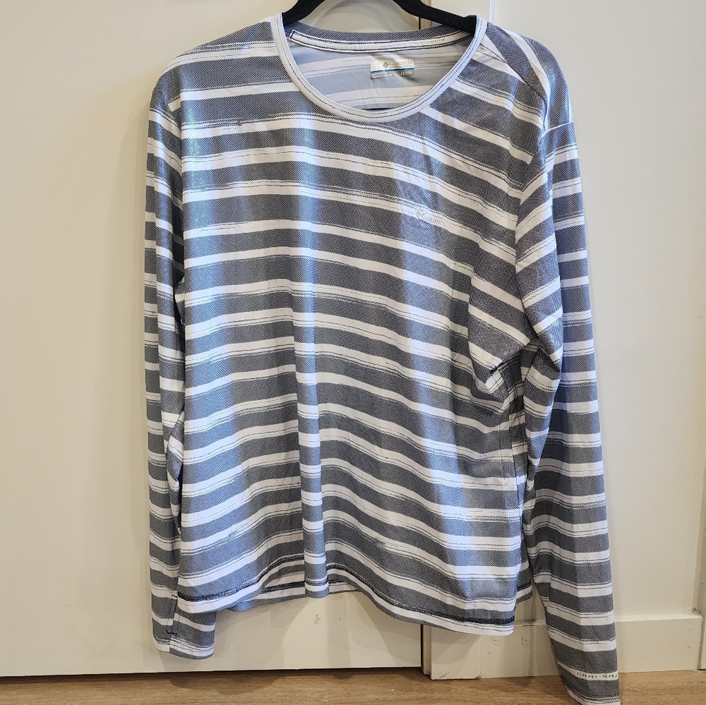 Columbia stripped SPF long sleeved shirt